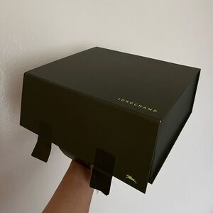 Empty box Longchamp to storage your bag